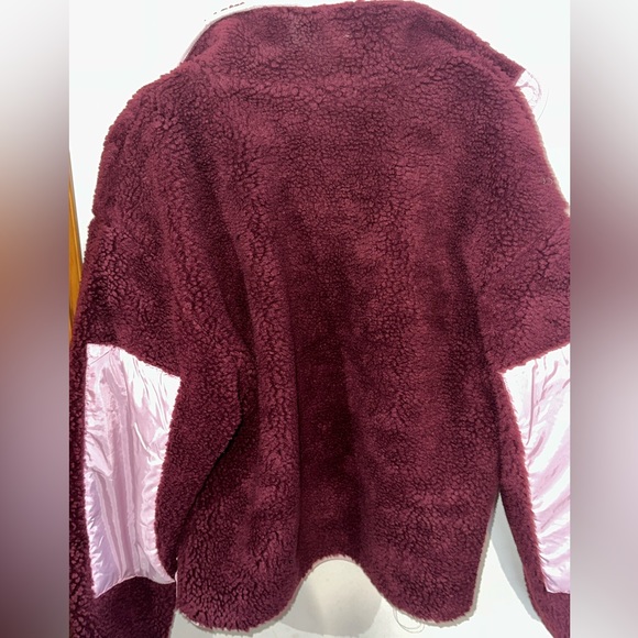 Fabletics Tahoe Teddy Jacket - Picture 6 of 6